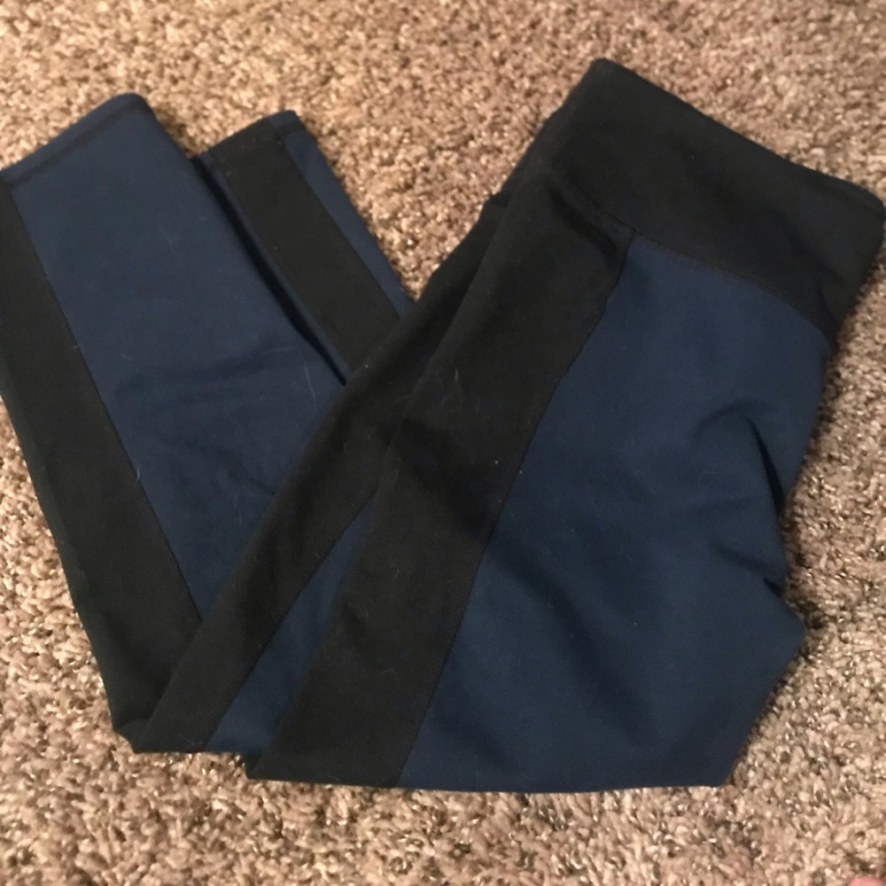Fabletics Work Out Pants Size Small. - image 1